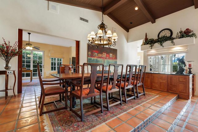 77175 Avenida Arteaga, La Quinta, CA 92253