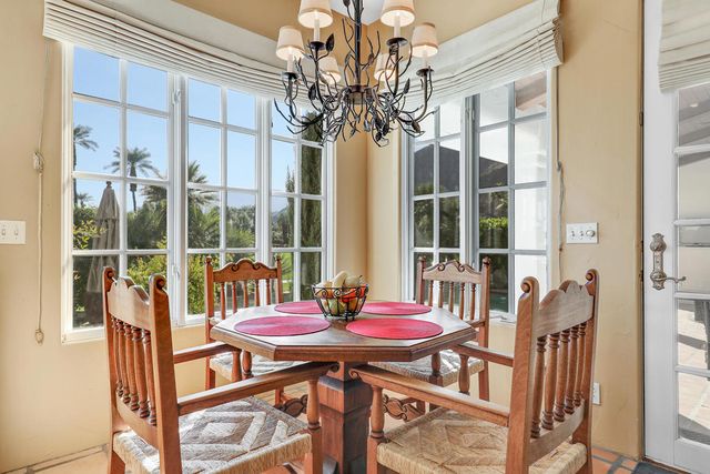 77175 Avenida Arteaga, La Quinta, CA 92253