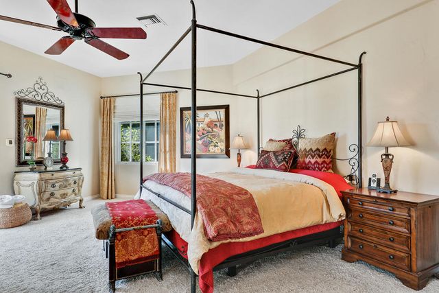 77175 Avenida Arteaga, La Quinta, CA 92253