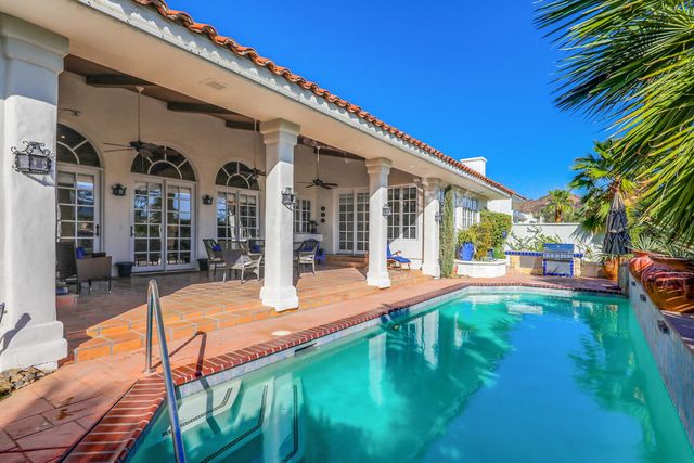 77175 Avenida Arteaga, La Quinta, CA 92253