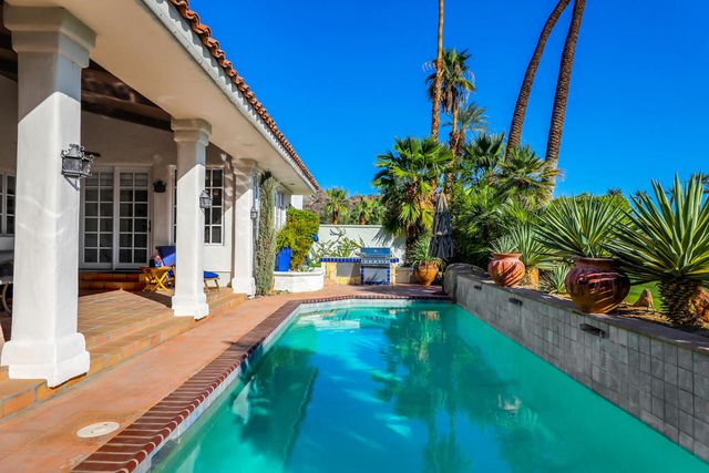 77175 Avenida Arteaga, La Quinta, CA 92253