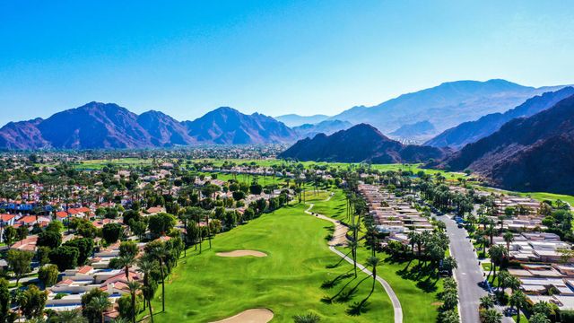 77175 Avenida Arteaga, La Quinta, CA 92253