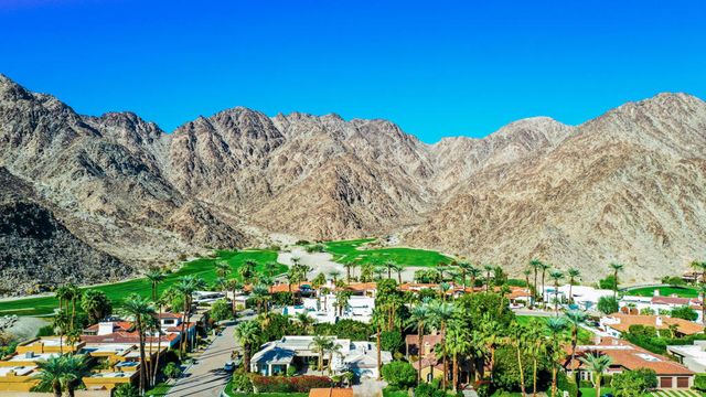 77175 Avenida Arteaga, La Quinta, CA 92253