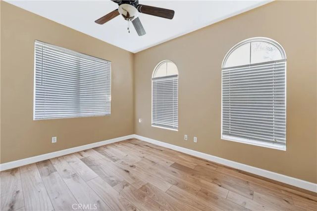 1833 English Oak Way, Perris, CA 92571