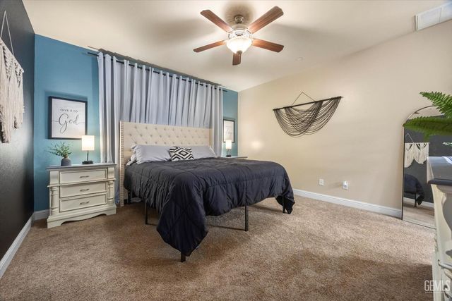 9418 Laurelwood Court, Shafter, CA 93263