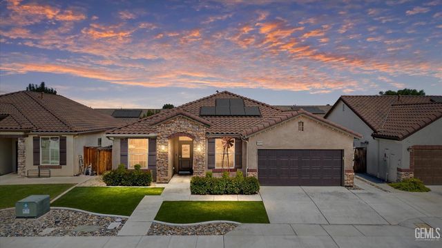 9418 Laurelwood Court, Shafter, CA 93263