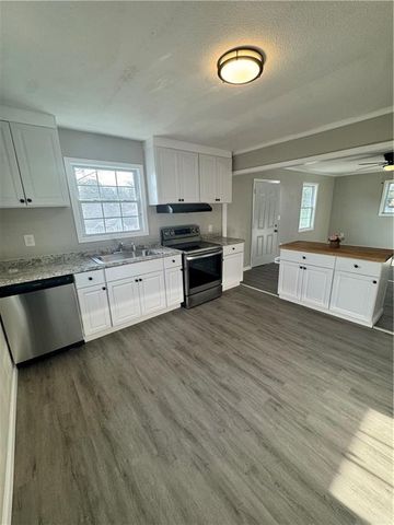 42 Busha Street, Toccoa, GA 30577