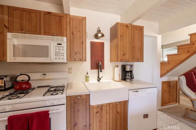 525 Kern, Sugarloaf, CA 92386