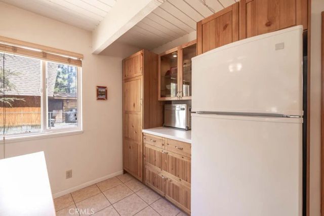 525 Kern, Sugarloaf, CA 92386