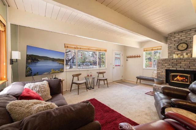 525 Kern, Sugarloaf, CA 92386