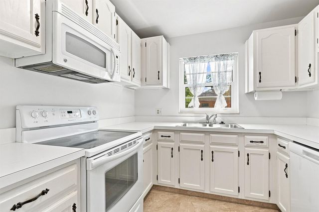 4 Vista Gardens Trail Unit 207, Vero Beach, FL 32962