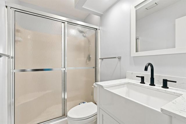 4 Vista Gardens Trail Unit 207, Vero Beach, FL 32962