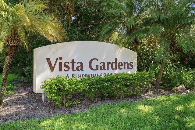 4 Vista Gardens Trail Unit 207, Vero Beach, FL 32962