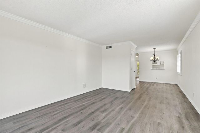 4 Vista Gardens Trail Unit 207, Vero Beach, FL 32962
