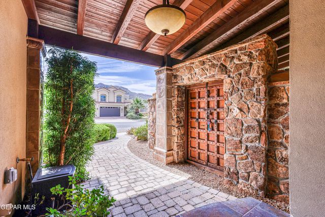 6309 VIA SERENA Drive, El Paso, TX 79912