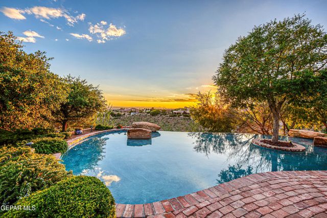 6309 VIA SERENA Drive, El Paso, TX 79912