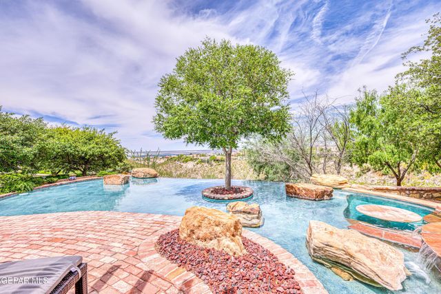 6309 VIA SERENA Drive, El Paso, TX 79912