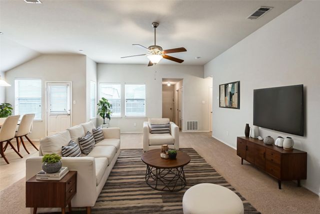 1313 Illinois Avenue, Lancaster, TX 75134