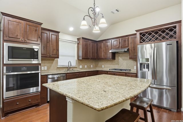 3350 HIGHLINE TRL, San Antonio, TX 78261