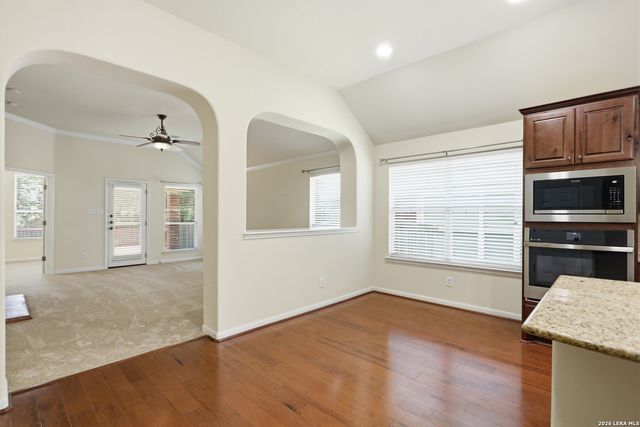 3350 HIGHLINE TRL, San Antonio, TX 78261