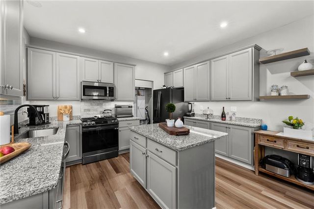 230 Augusta Walk, Canton, GA 30114