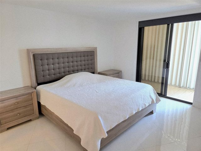 1631 S Ocean Boulevard 1006, Pompano Beach, FL 33062