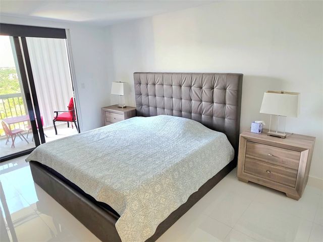 1631 S Ocean Boulevard 1006, Pompano Beach, FL 33062