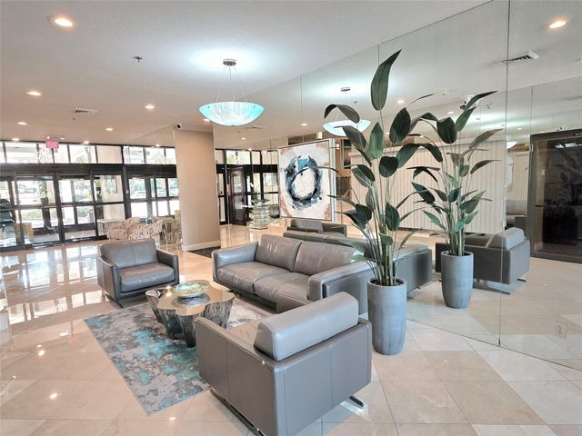 1631 S Ocean Boulevard 1006, Pompano Beach, FL 33062