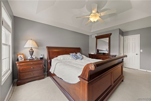 16 Buckingham Court, Lancaster, NY 14086