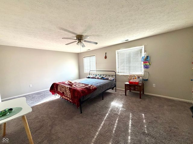 8043 Harbor Walk Lane, Indianapolis, IN 46237