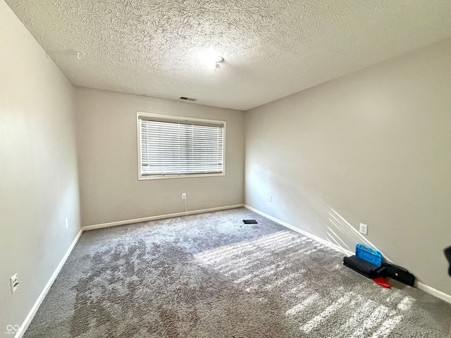 8043 Harbor Walk Lane, Indianapolis, IN 46237