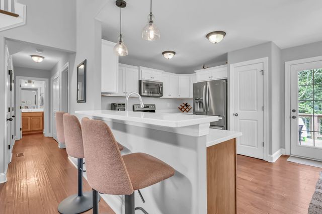 487 Parkvue Village Way, Clarksville, TN 37043