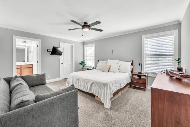 487 Parkvue Village Way, Clarksville, TN 37043