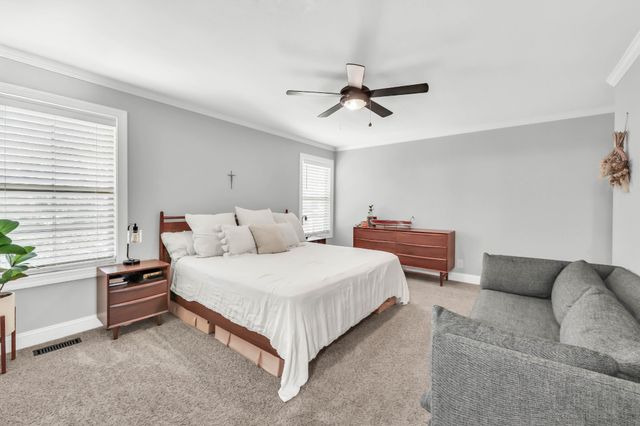 487 Parkvue Village Way, Clarksville, TN 37043