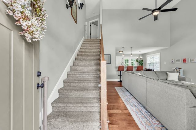 487 Parkvue Village Way, Clarksville, TN 37043
