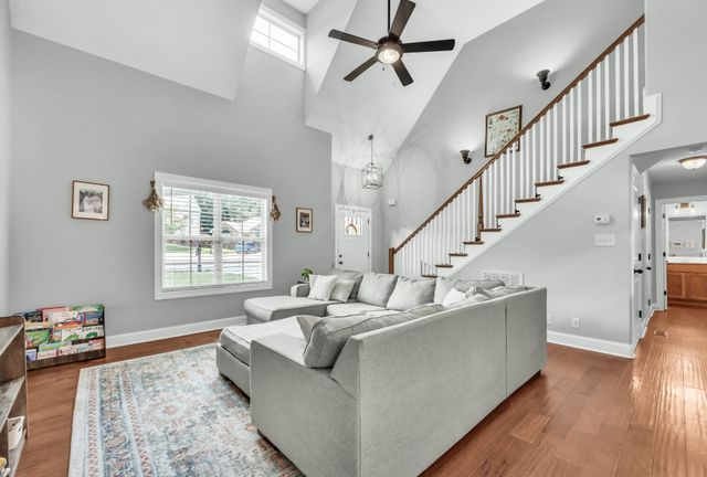 487 Parkvue Village Way, Clarksville, TN 37043