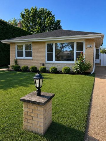 8344 Kedvale Avenue, Skokie, IL 60076