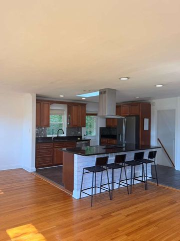 8344 Kedvale Avenue, Skokie, IL 60076