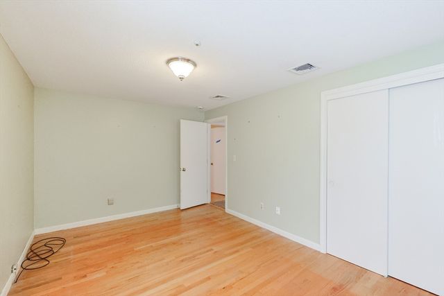 37 Oakleaf Dr, Mansfield, MA 02048