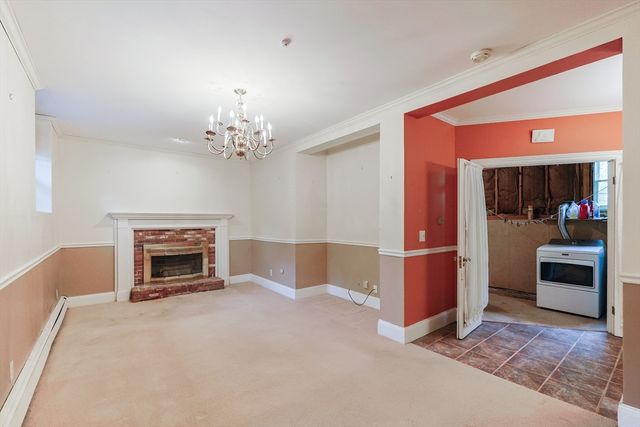 37 Oakleaf Dr, Mansfield, MA 02048