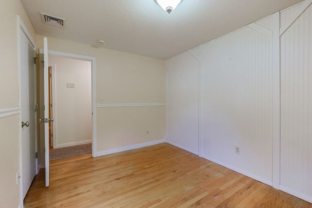 37 Oakleaf Dr, Mansfield, MA 02048