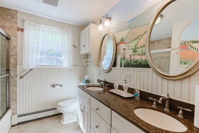37 Oakleaf Dr, Mansfield, MA 02048