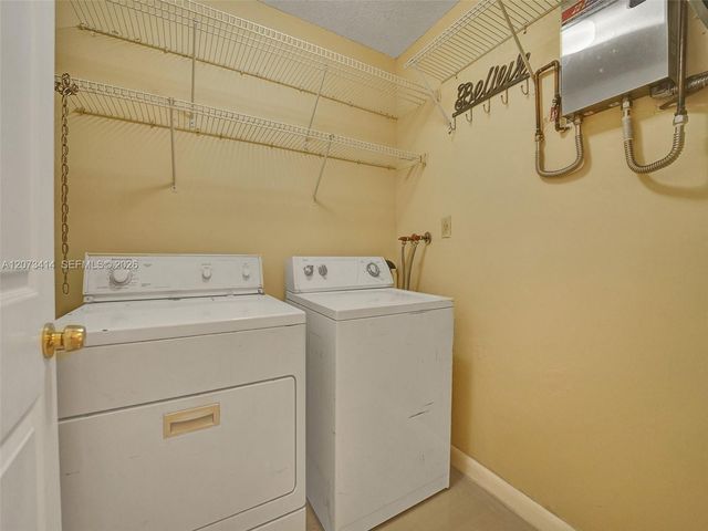 9148 Limetree Lane 181, Pembroke Pines, FL 33024