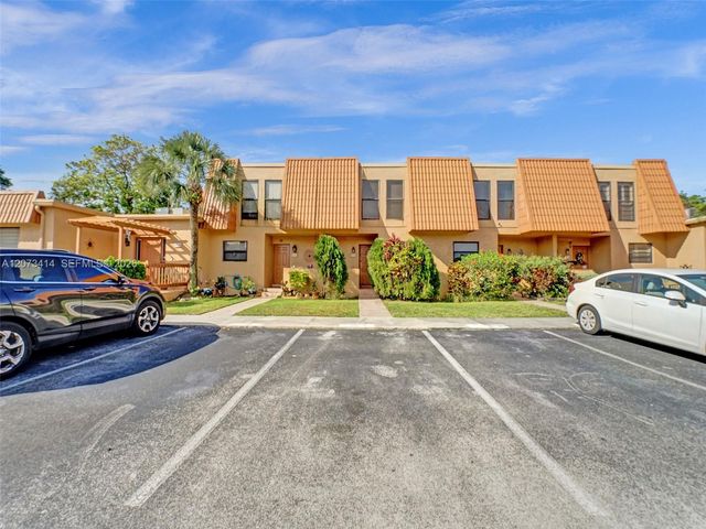 9148 Limetree Lane 181, Pembroke Pines, FL 33024