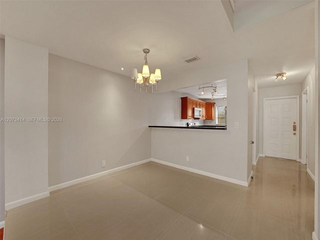 9148 Limetree Lane 181, Pembroke Pines, FL 33024