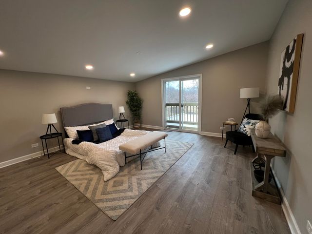 276 N Henry Street, Gary, IN 46403