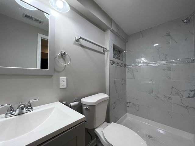 276 N Henry Street, Gary, IN 46403