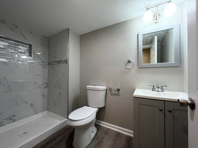 276 N Henry Street, Gary, IN 46403