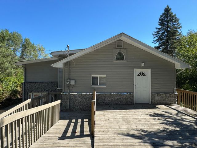 276 N Henry Street, Gary, IN 46403