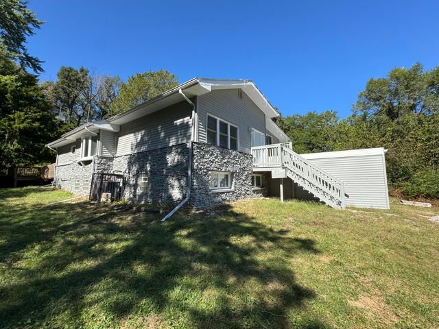 276 N Henry Street, Gary, IN 46403